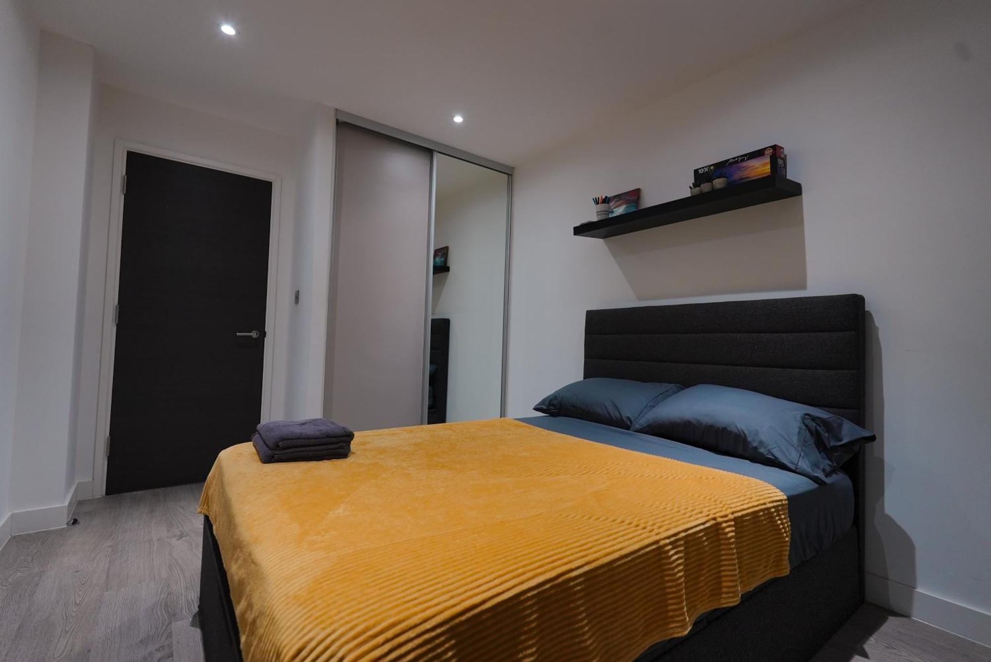 Smart Apartment Close To Watford Atria And Station Exterior photo